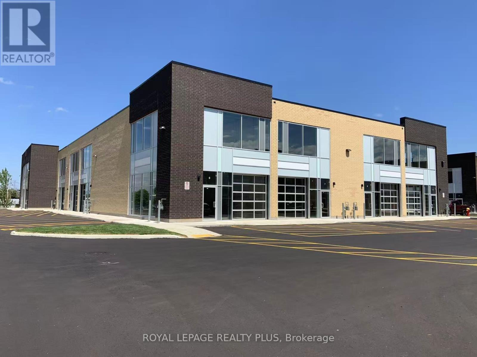 6 – 1162 KING ROAD