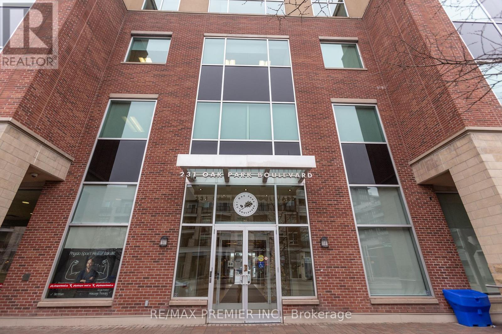 301-G – 231 OAK PARK BOULEVARD