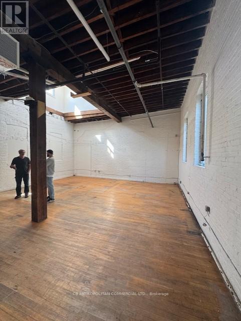210A – 44 NOBLE STREET