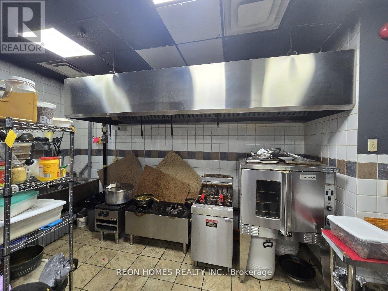 #3 – 5010 STEELS AVENUE W