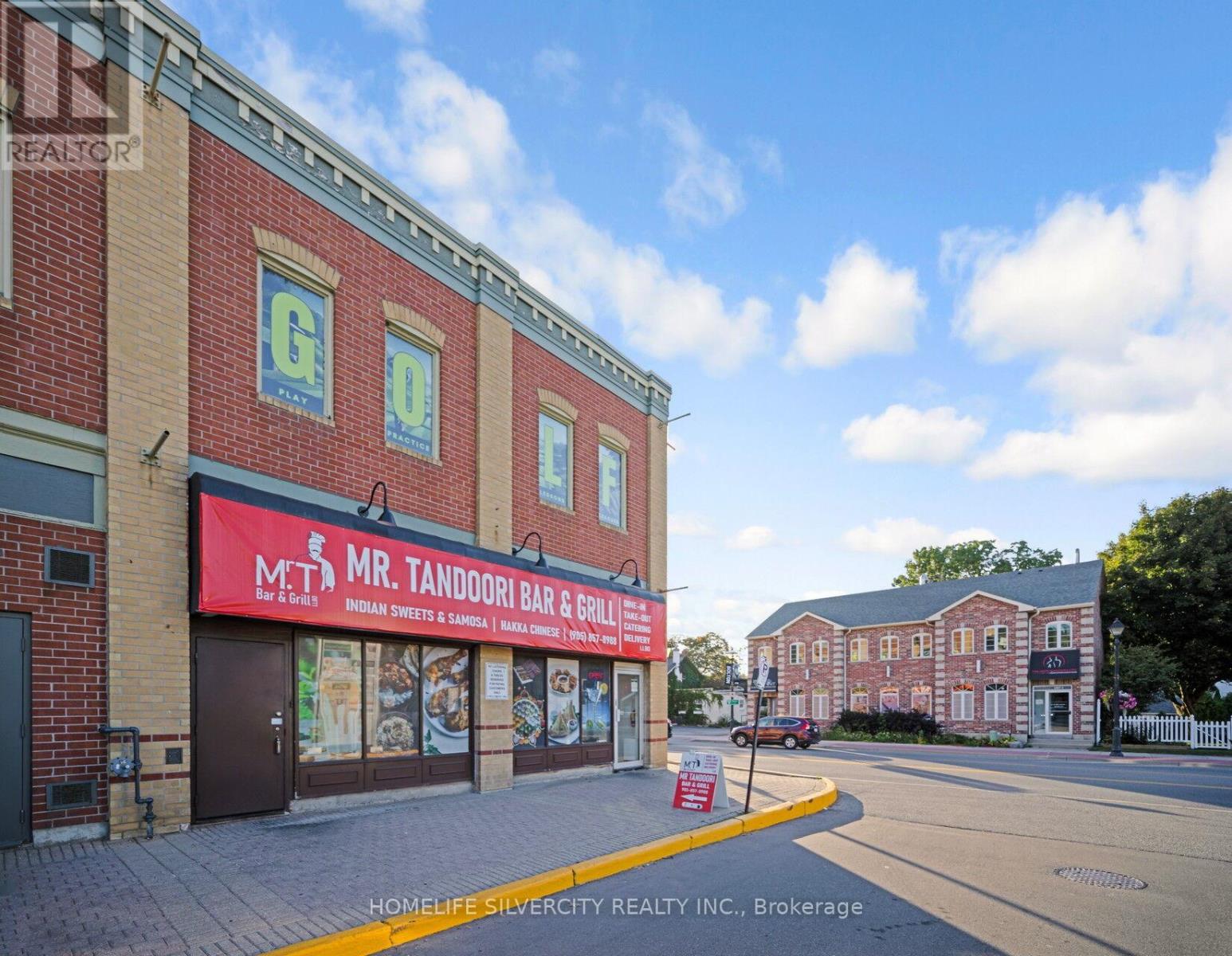 15 – 18 KING STREET E