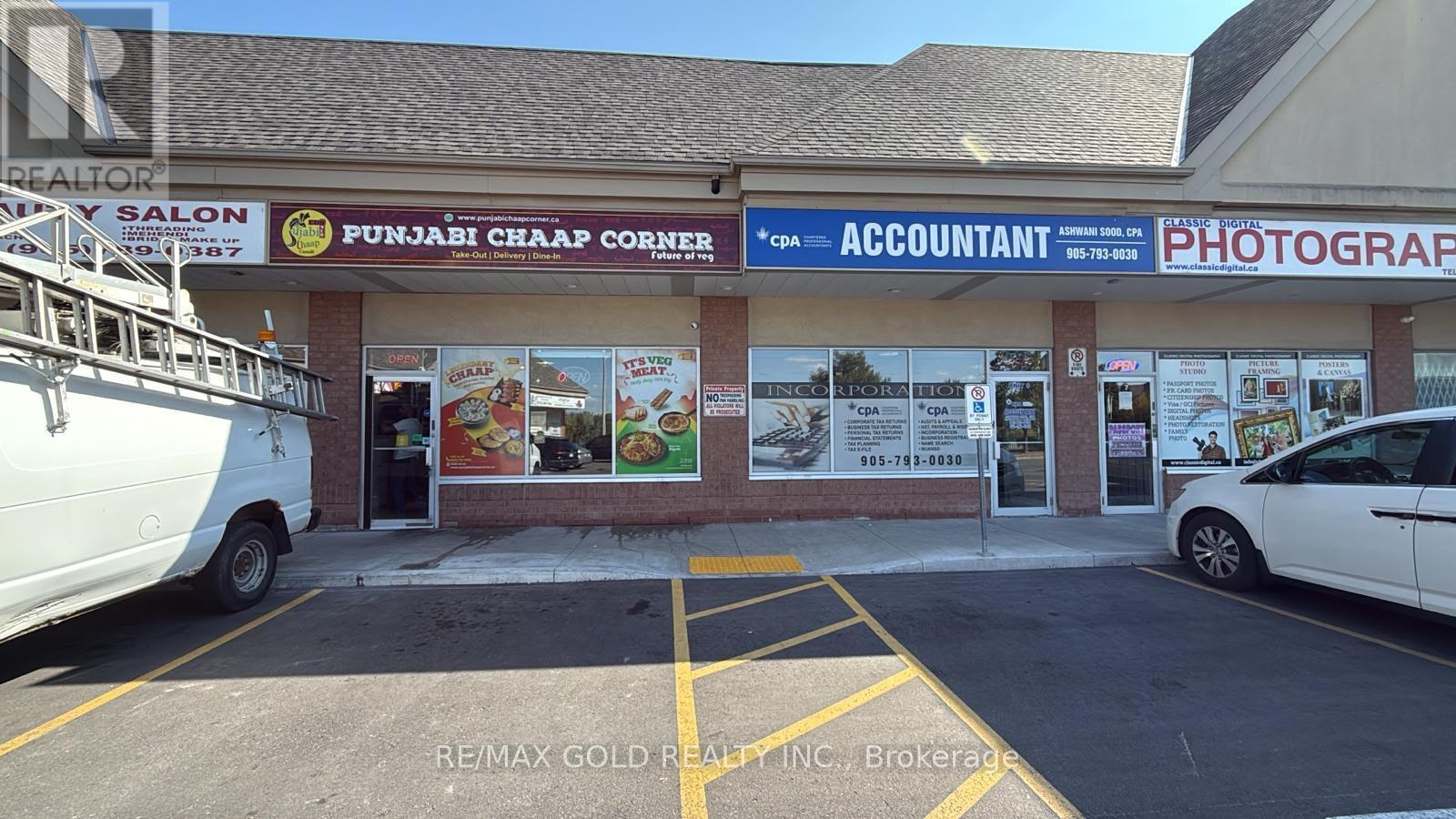 9 – 2945 SANDALWOOD PARKWAY