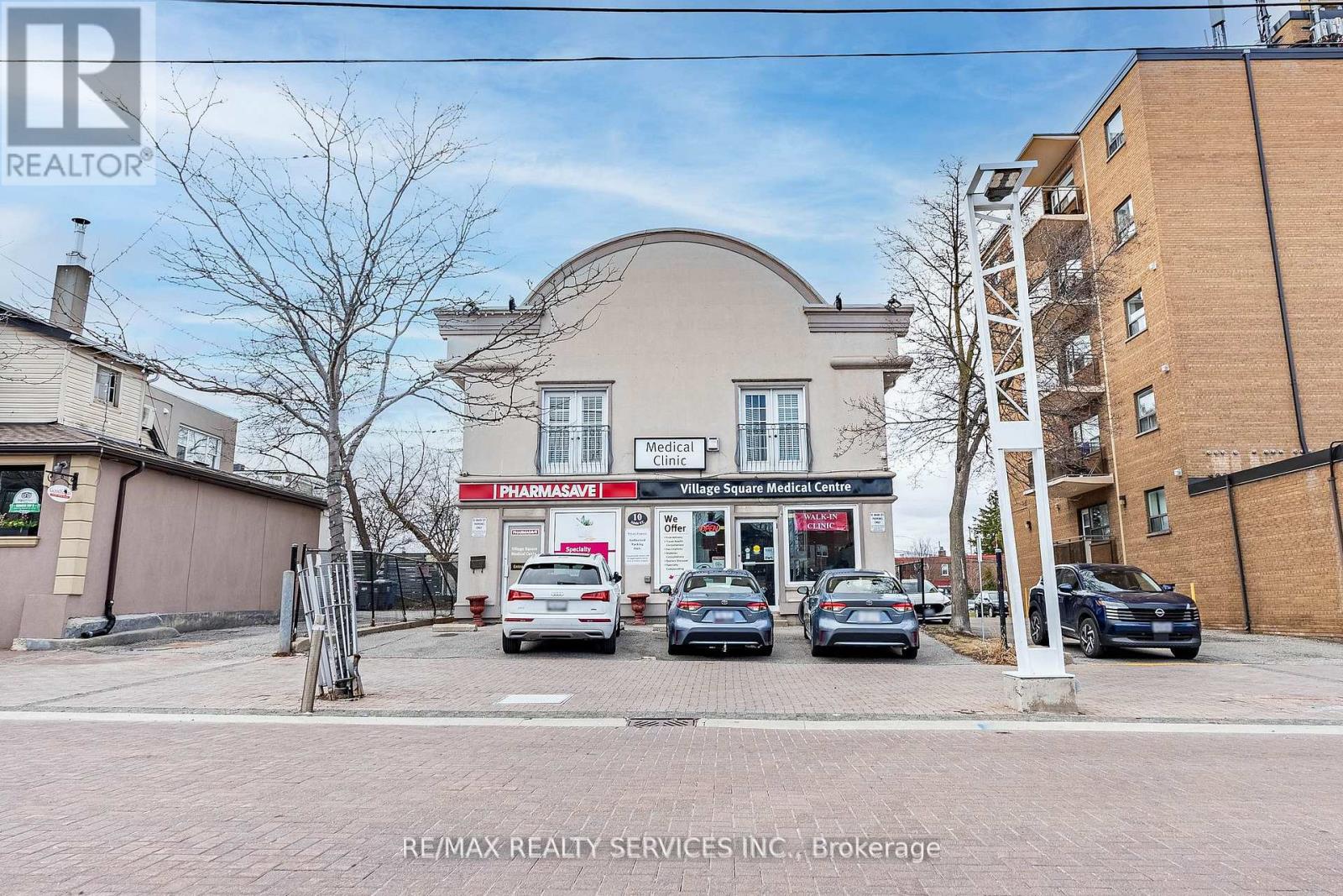 10 MAIN STREET