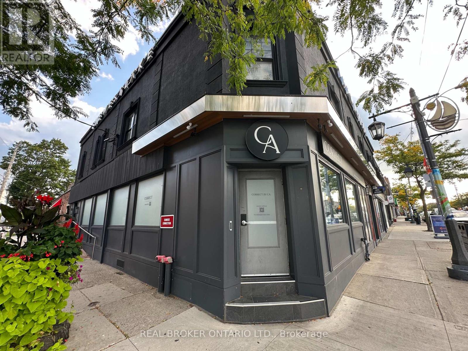 101 – 7 – 2847 LAKE SHORE BOULEVARD W