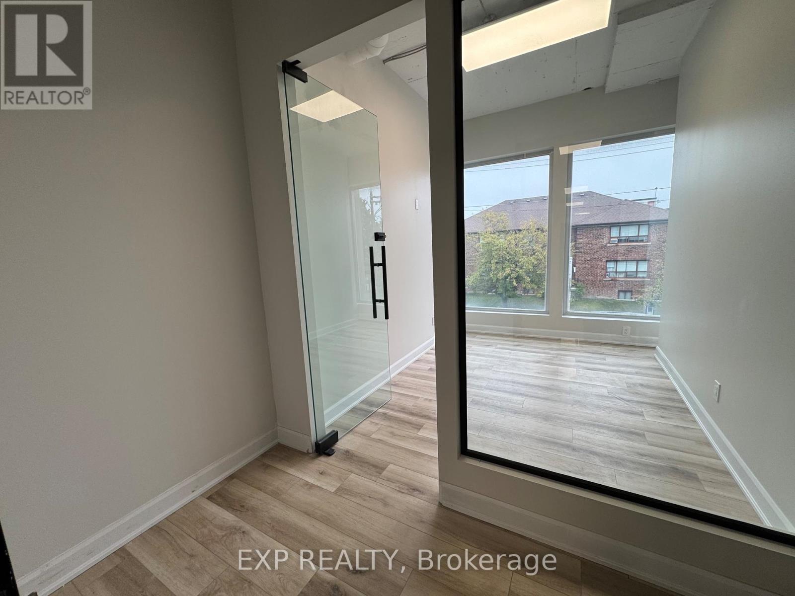 214 – 230 LAKESHORE ROAD E