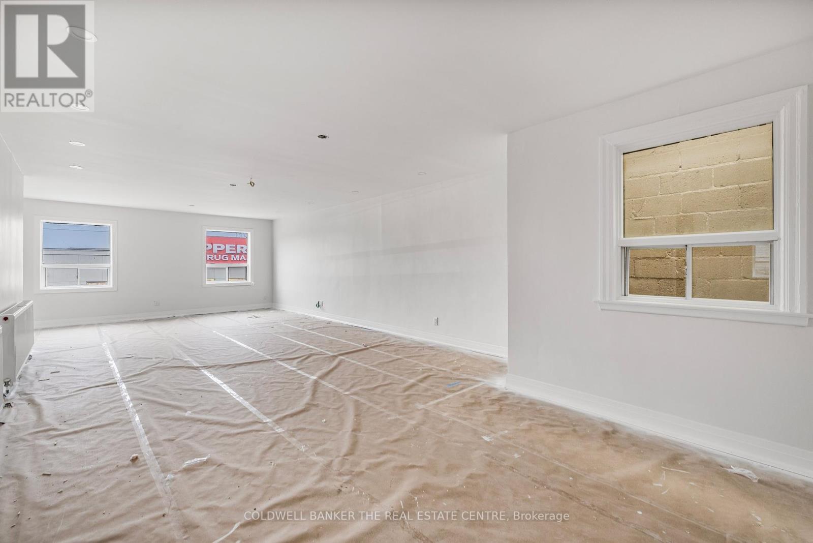2A – 2242 EGLINTON AVENUE