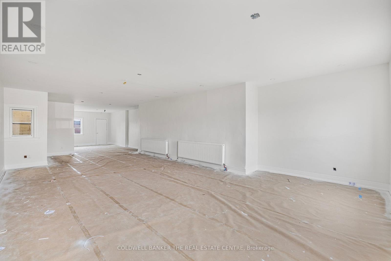 2A – 2242 EGLINTON AVENUE