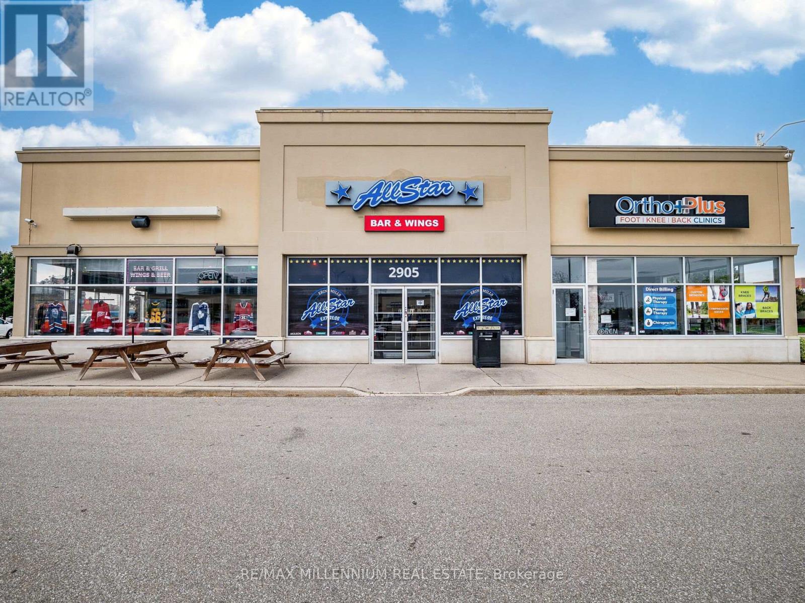 2905 EGLINTON AVENUE W