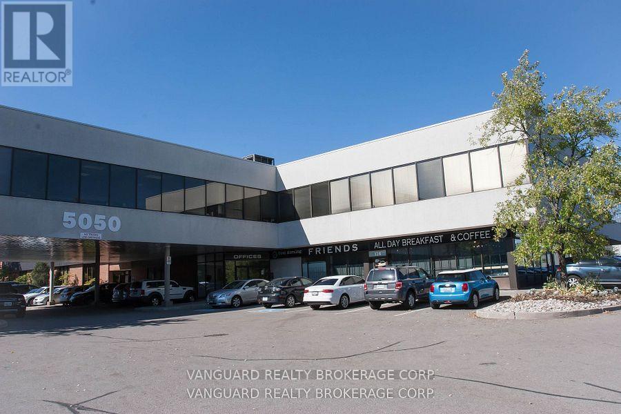 213 – 5050 DUFFERIN STREET
