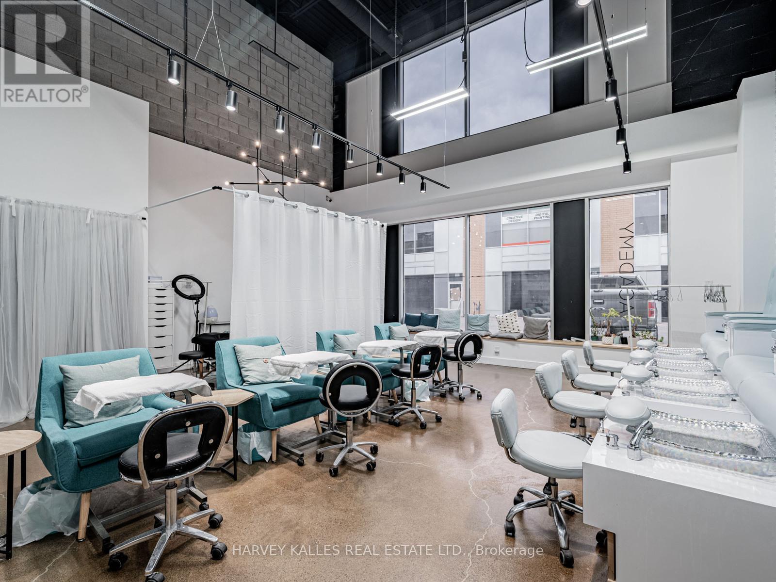 57 – 1215 QUEENSWAY E