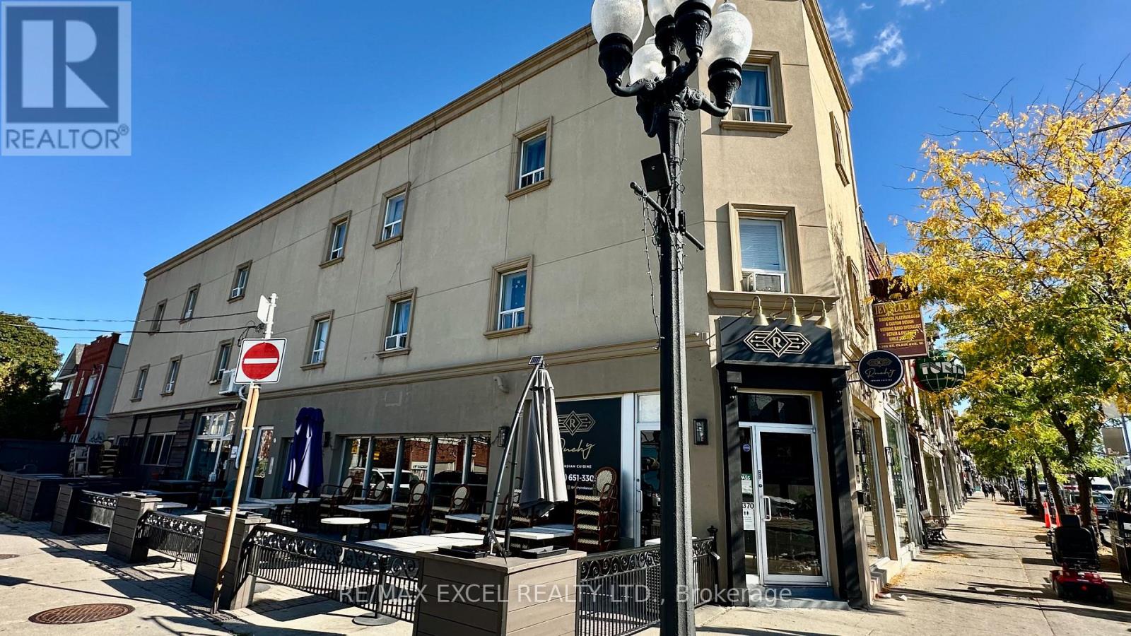 1370 ST CLAIR AVENUE W