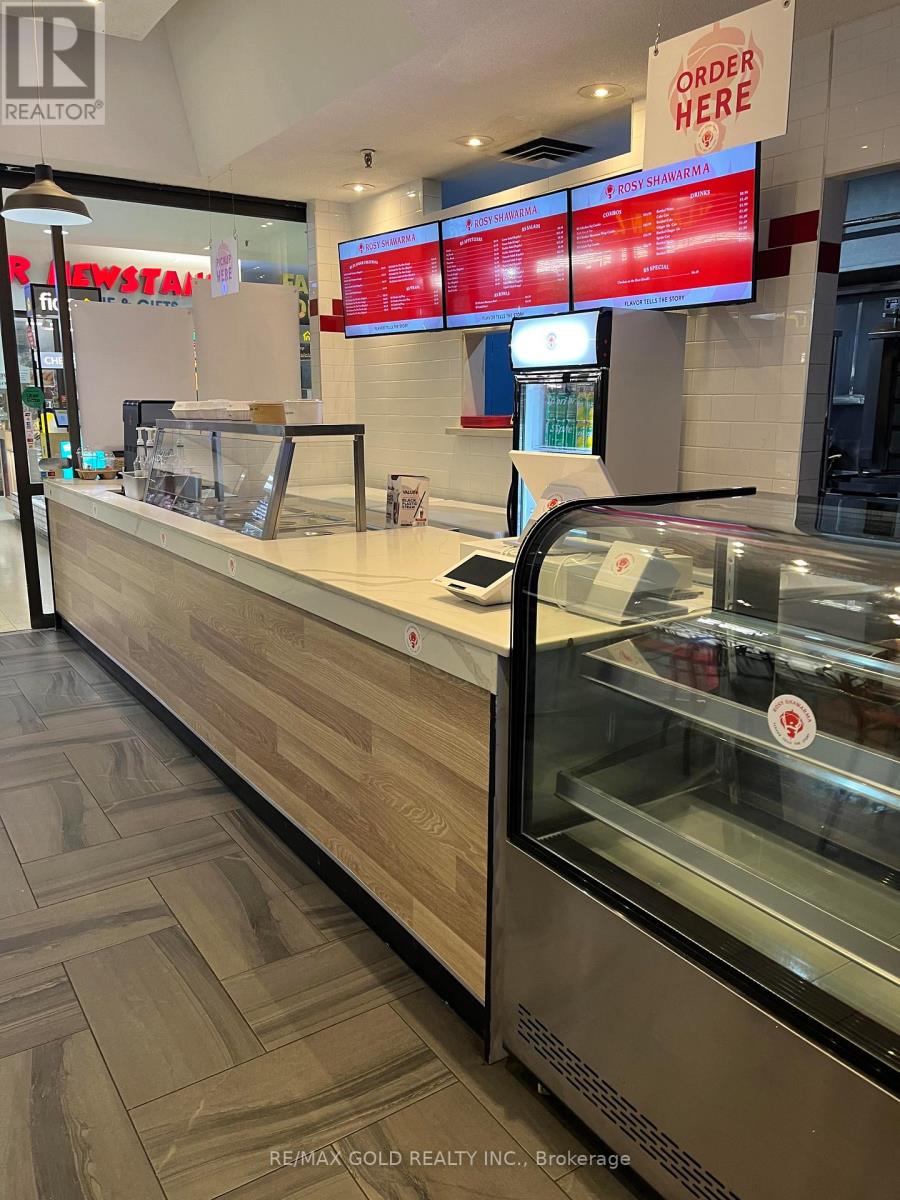 19 – 1151 DUNDAS STREET W