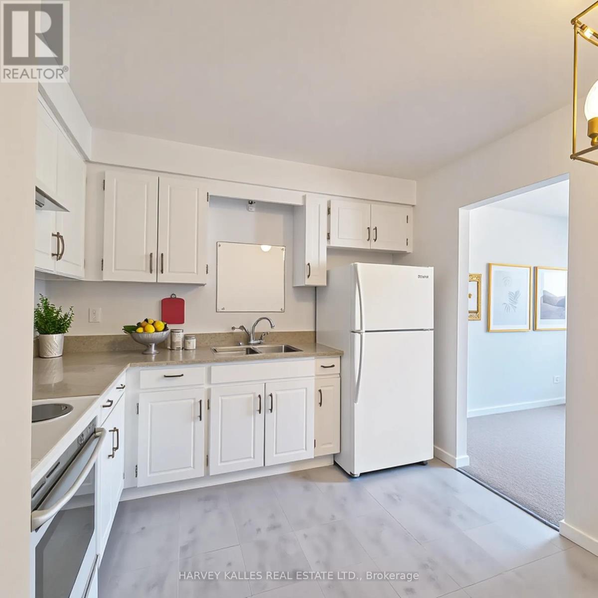 A – 3823 LAKESHORE BOULEVARD W