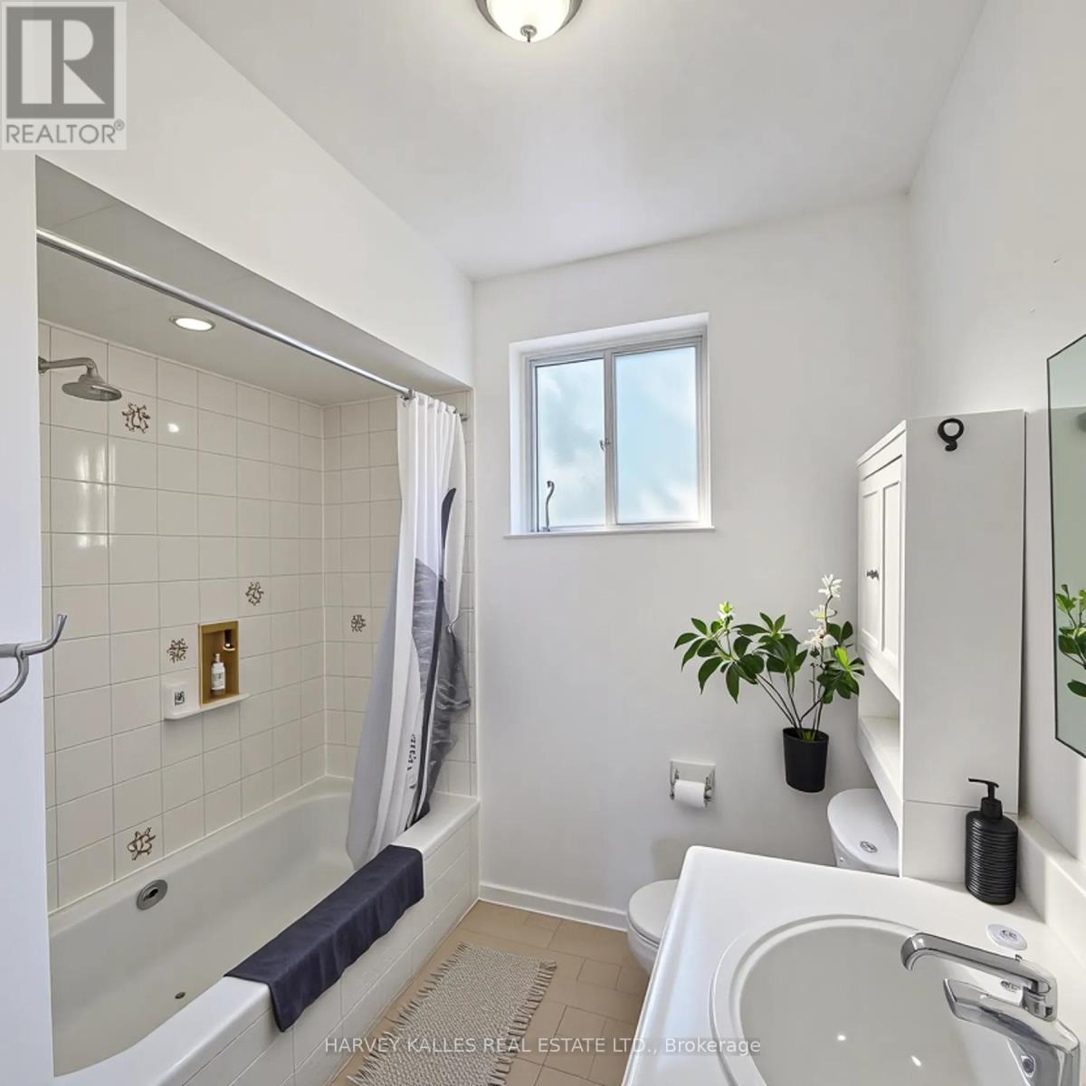A – 3823 LAKESHORE BOULEVARD W