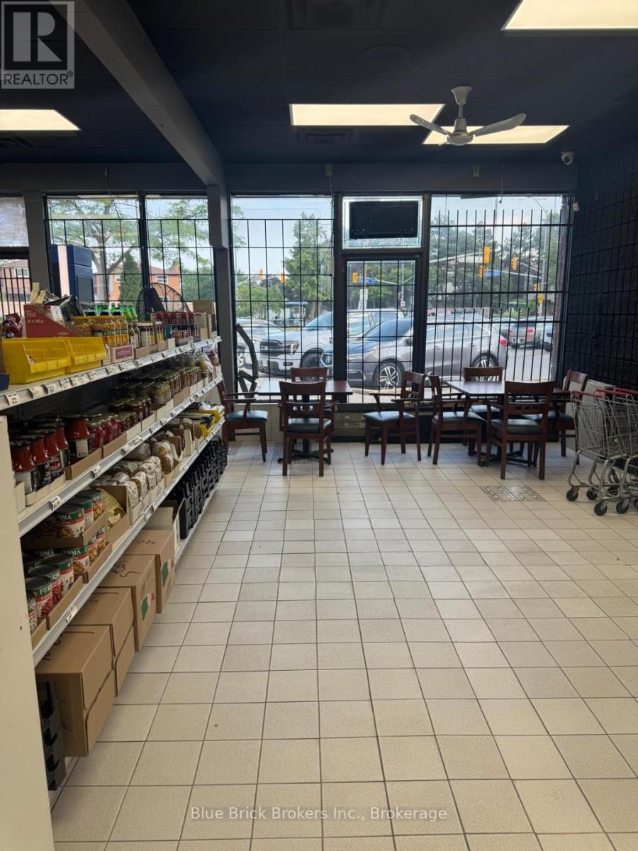 4 – 4025 BRANDON GATE DRIVE N