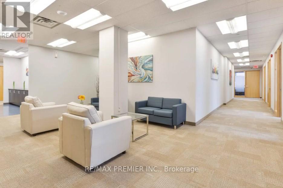 301-Y – 231 OAK PARK BOULEVARD