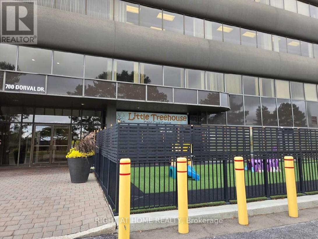 108/111 – 700 DORVAL DRIVE