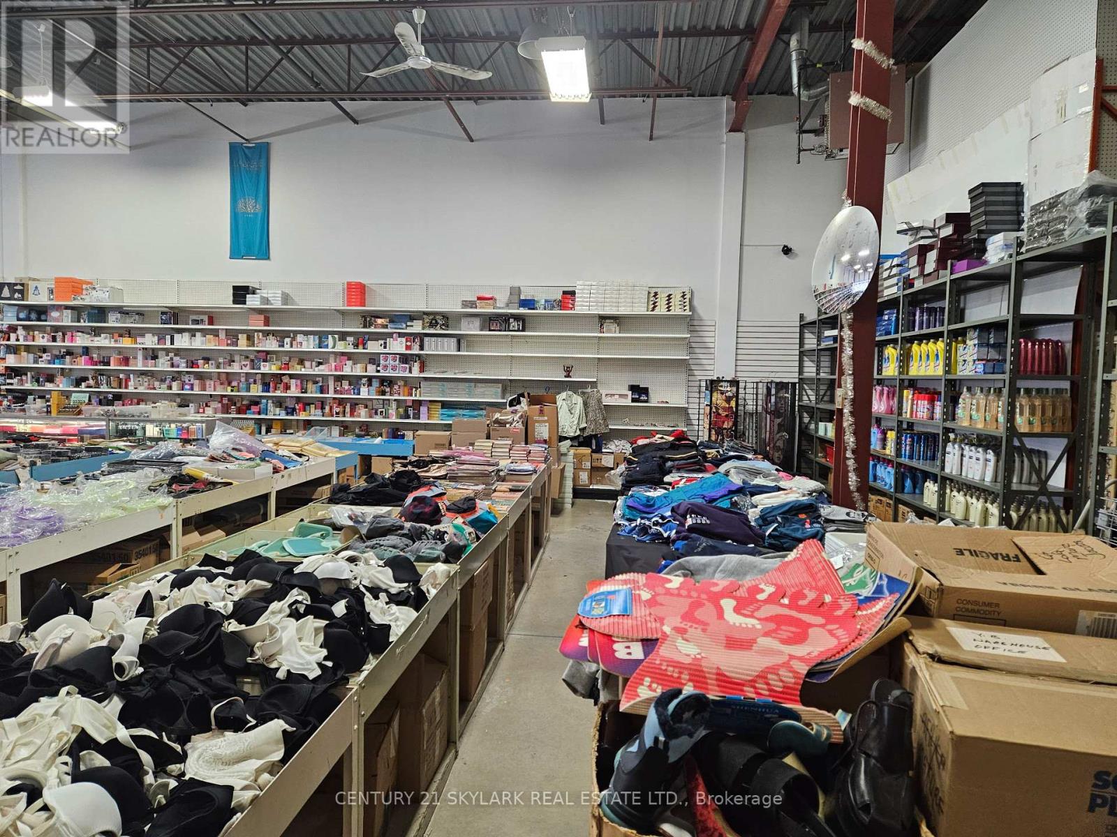 13 – 2575 STEELES AVENUE E
