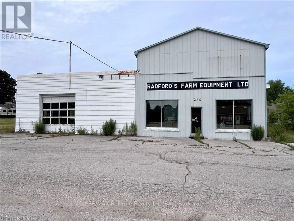 286 MAIN STREET