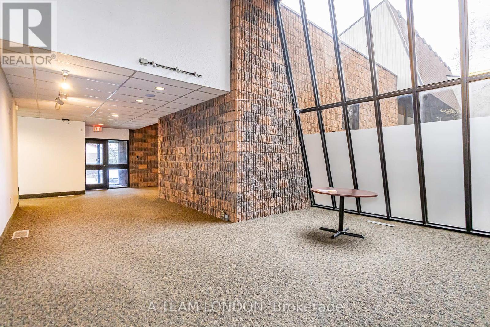 A – 743 WELLINGTON ROAD