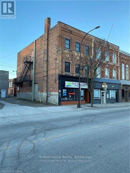 221 8TH STREET