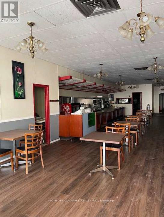 45-49 DUNDAS STREET W
