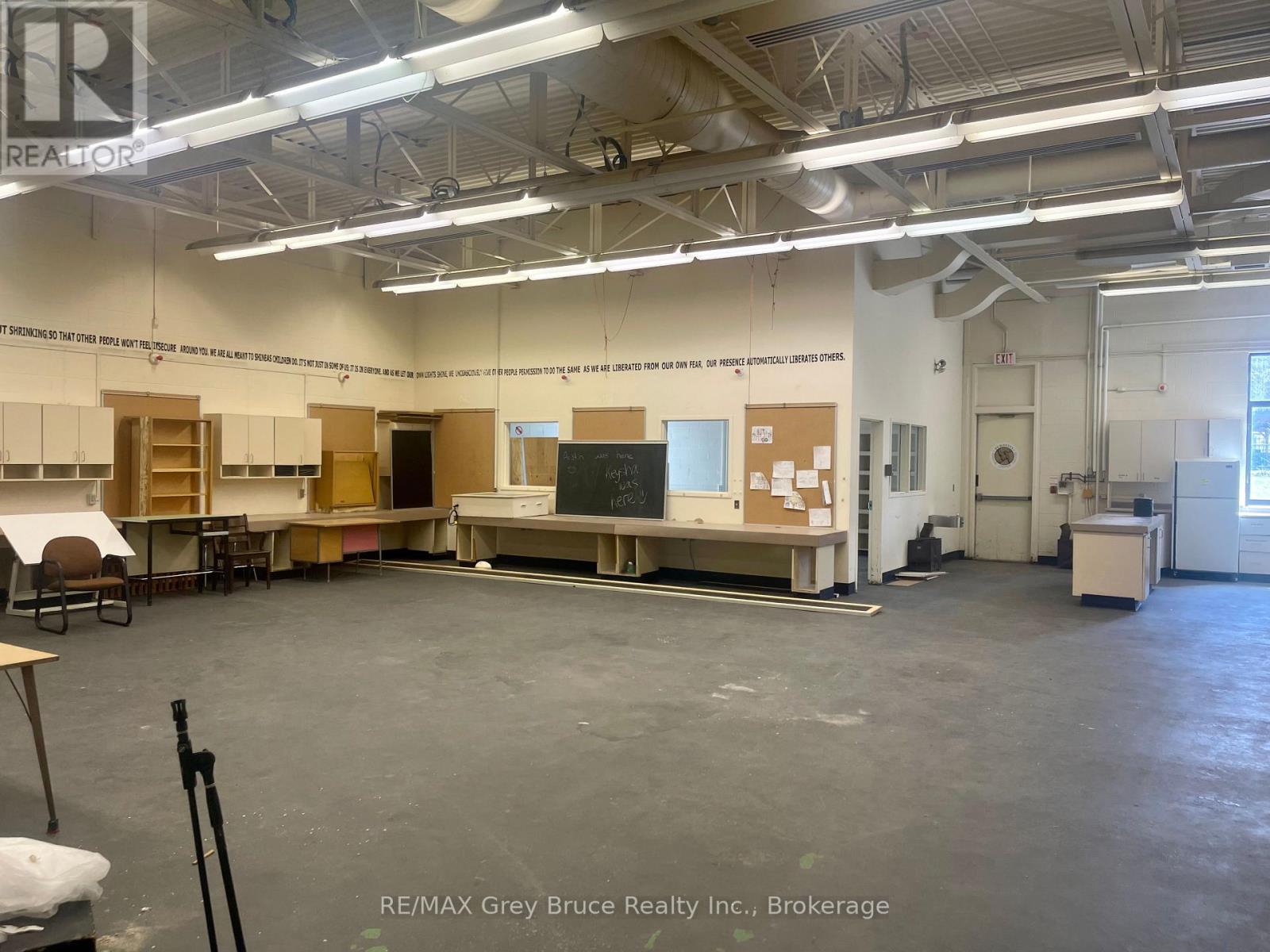 2 – 125 ELIZA STREET S