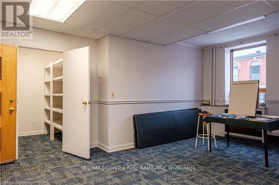 UNIT #4 – 159 WELLINGTON STREET