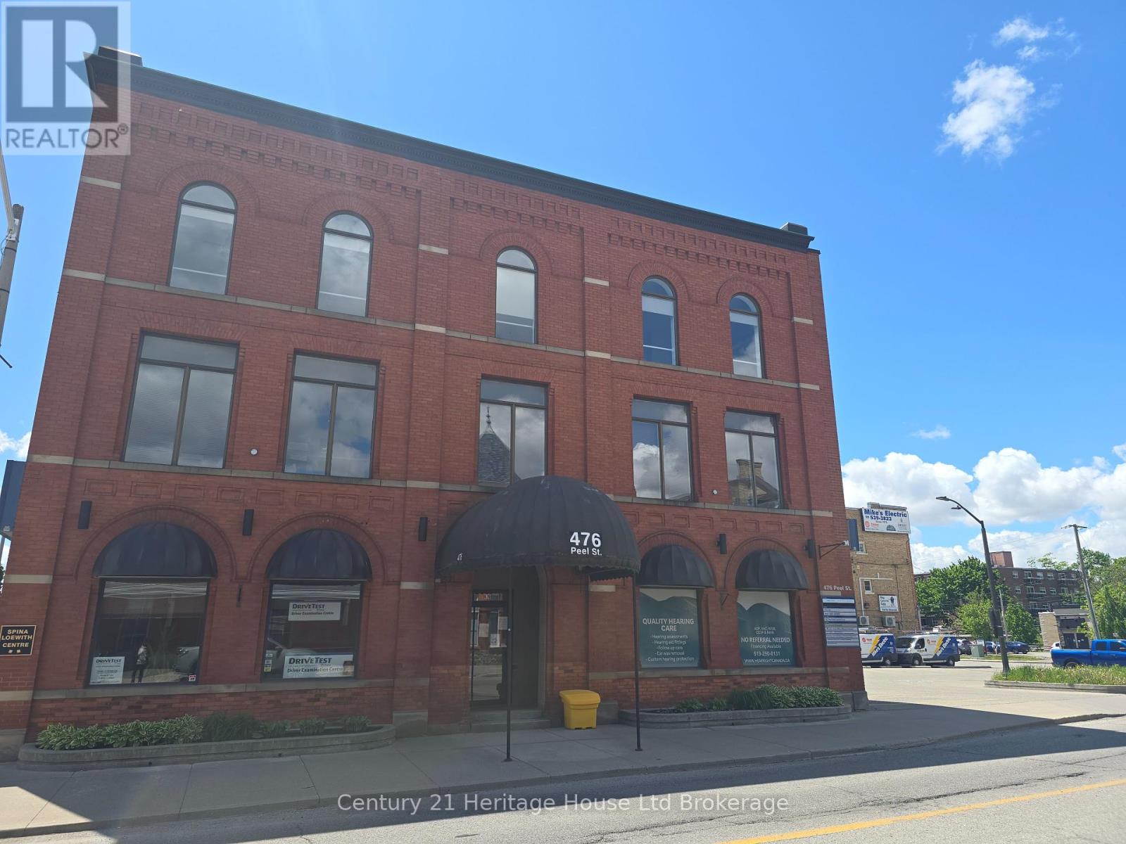 THIRD FLOOR NORTH WEST – 476 PEEL STREET