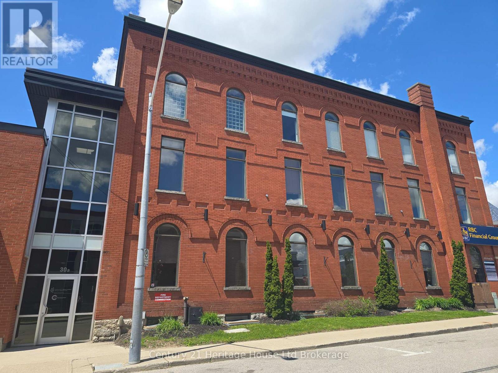 THIRD FLOOR NORTH WEST – 476 PEEL STREET