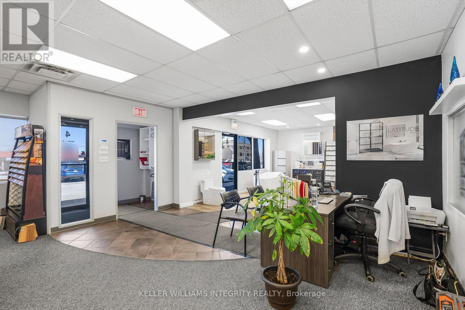 2&4 – 5300 CANOTEK ROAD