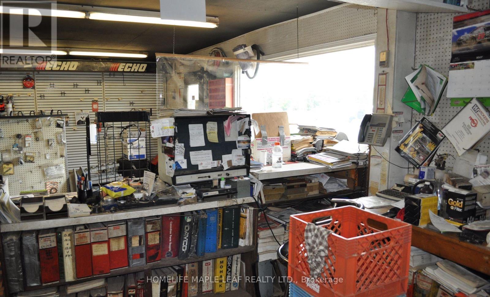 5919 KING ST (HWY 542)