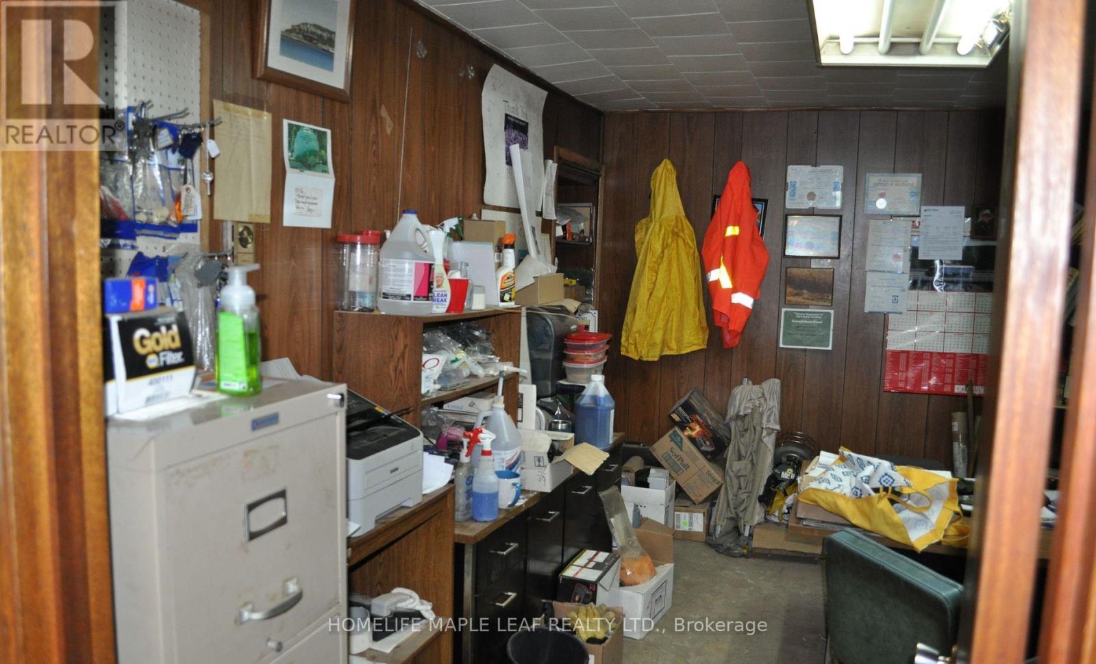 5919 KING ST (HWY 542)