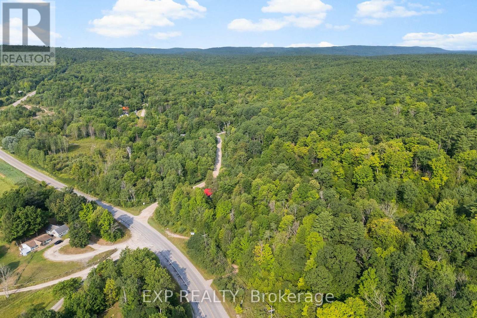 001 BILL HODGINS WAY