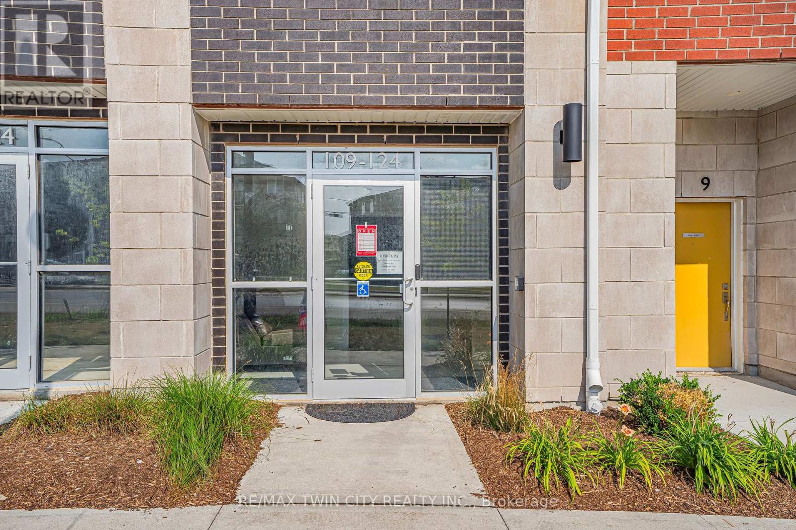 109 – 124 SEABROOK DRIVE
