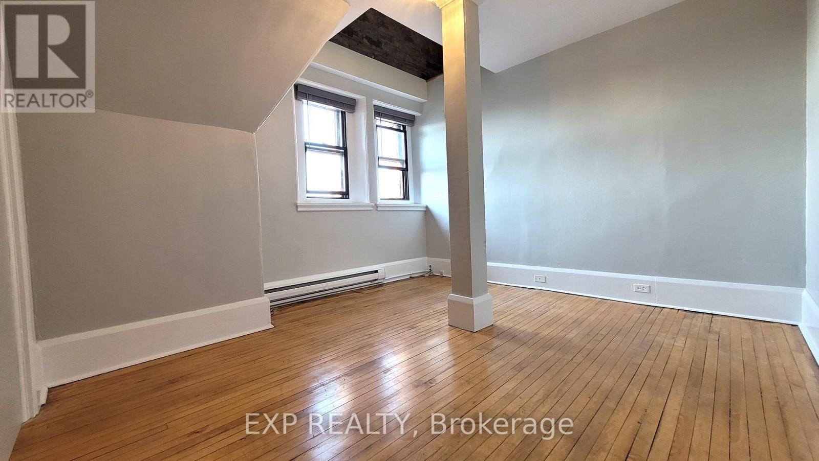 6 – 73 MILL STREET