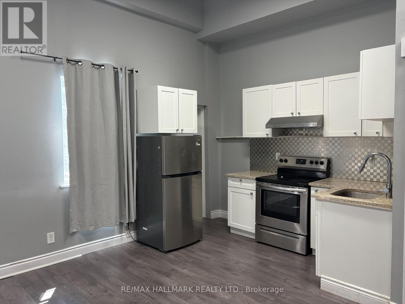 221-223 DUNDAS STREET