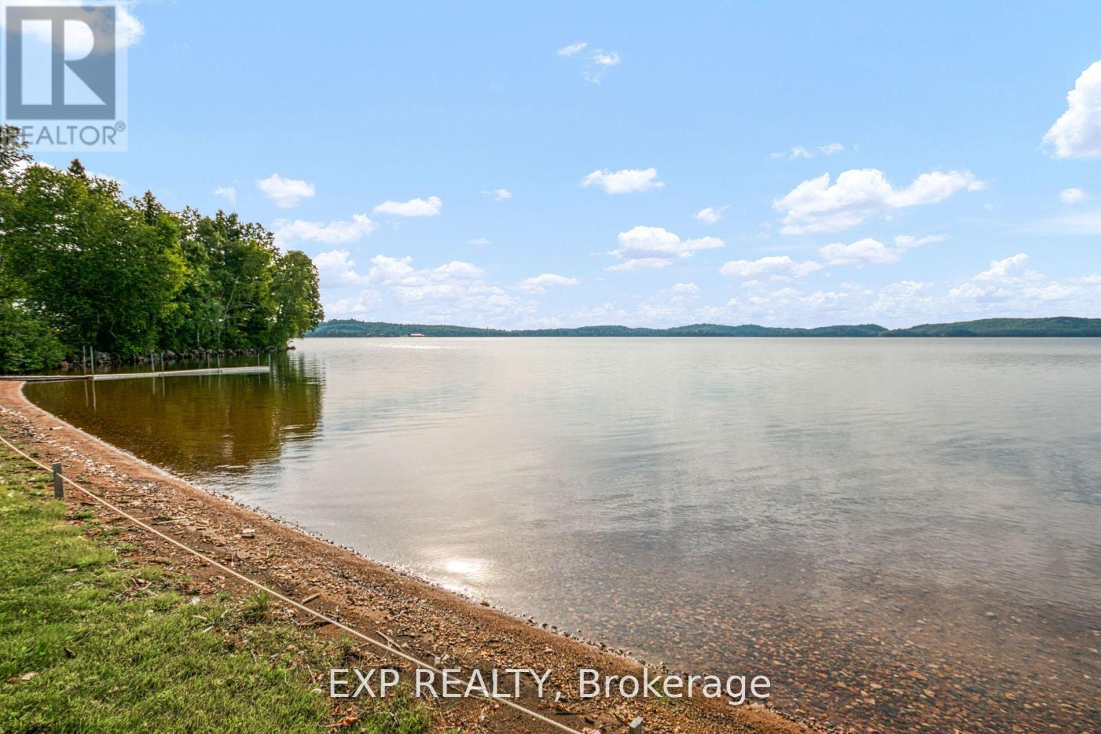 725 LOCHHEAD DRIVE