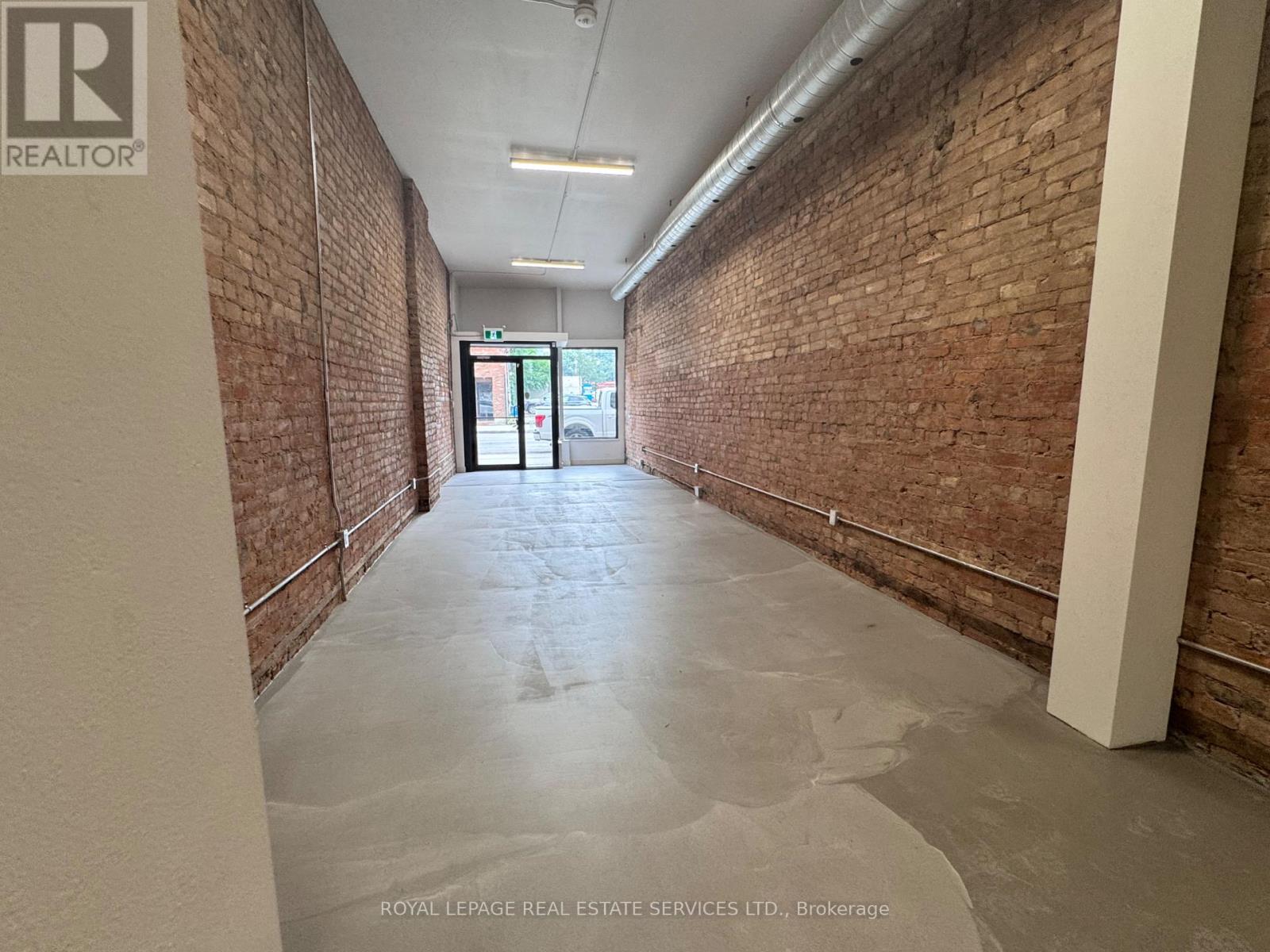 183 KING STREET E