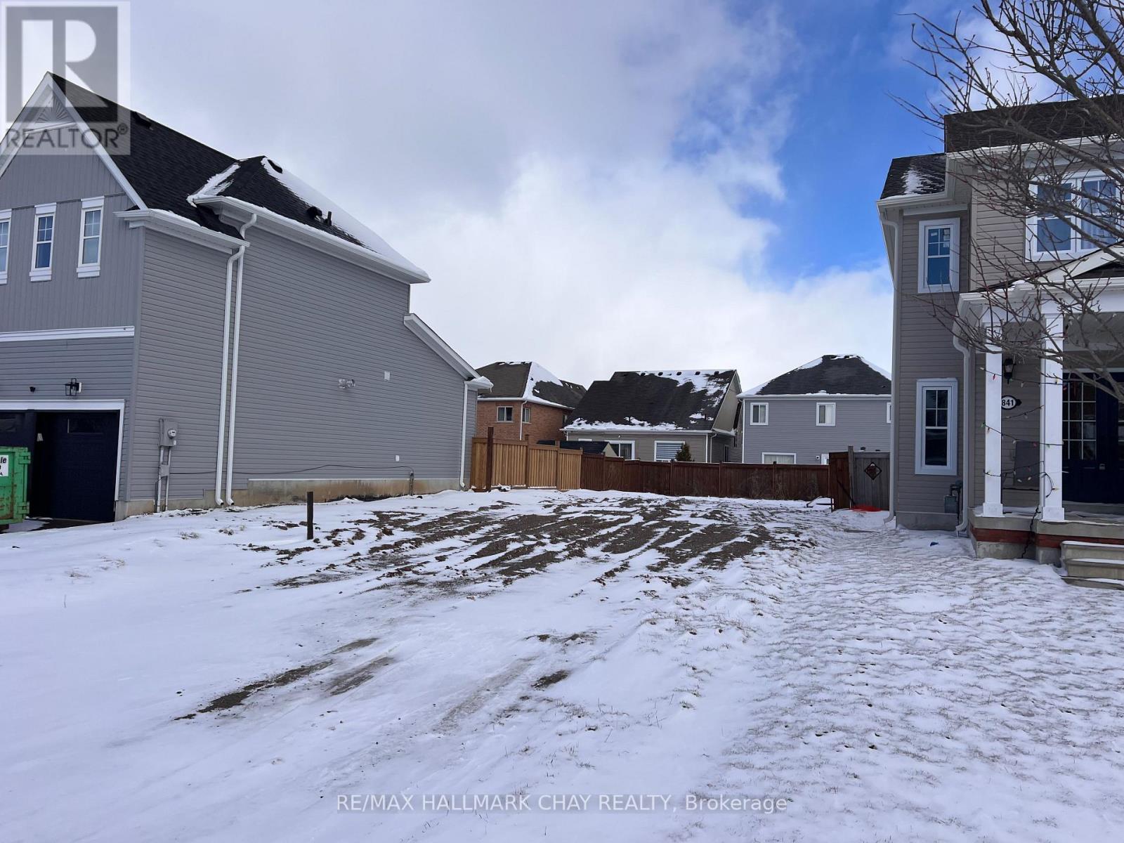 837 O’REILLY CRESCENT