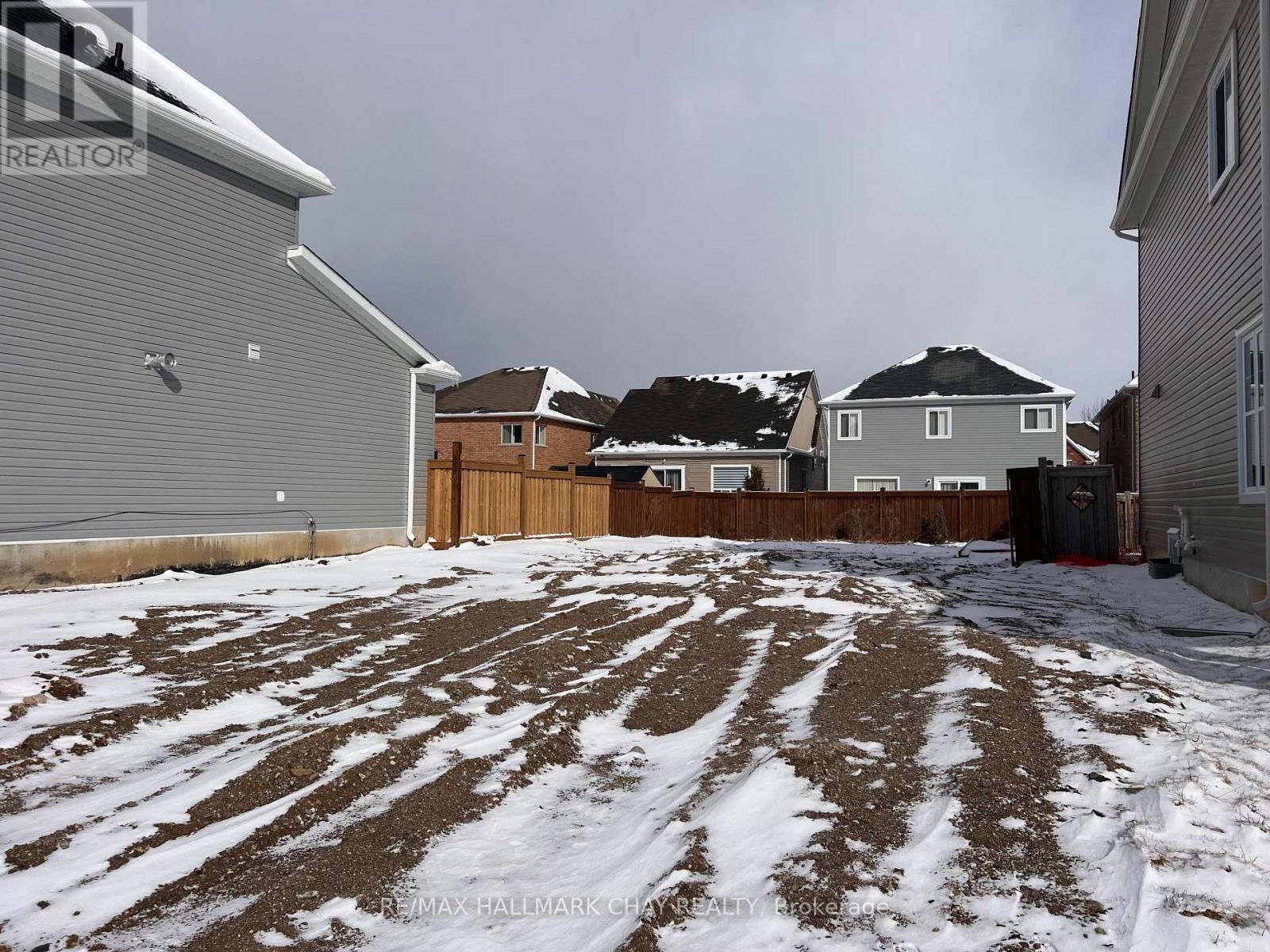 837 O’REILLY CRESCENT