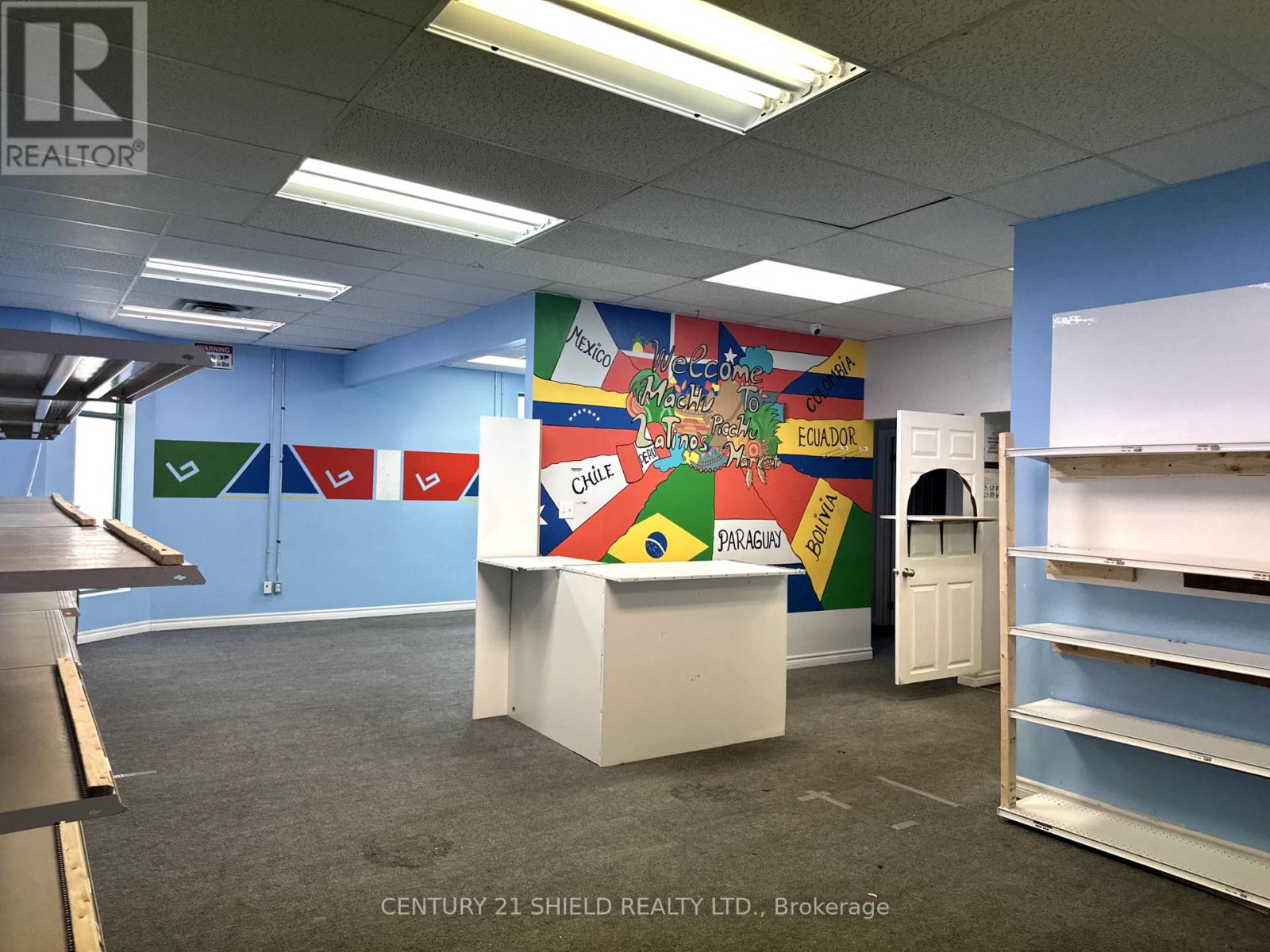 7 – 720 FOURTEENTH STREET W