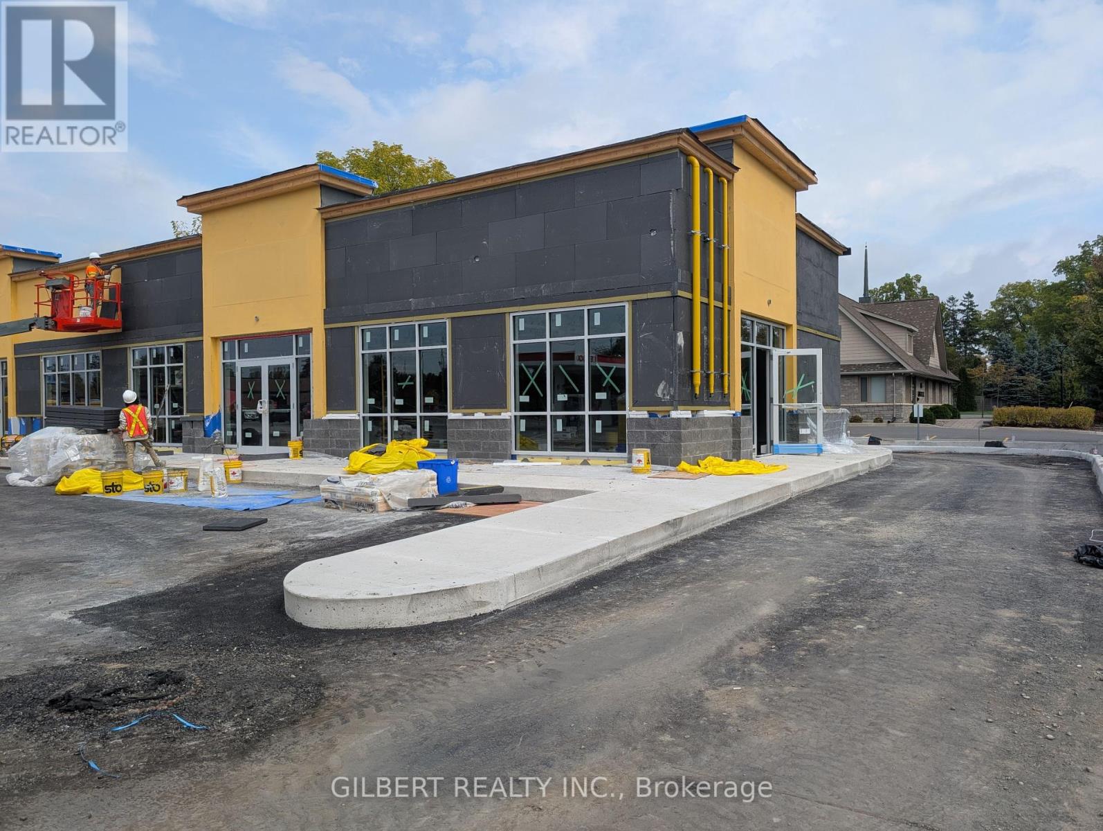 B2-A/B/C – 432 KING STREET E