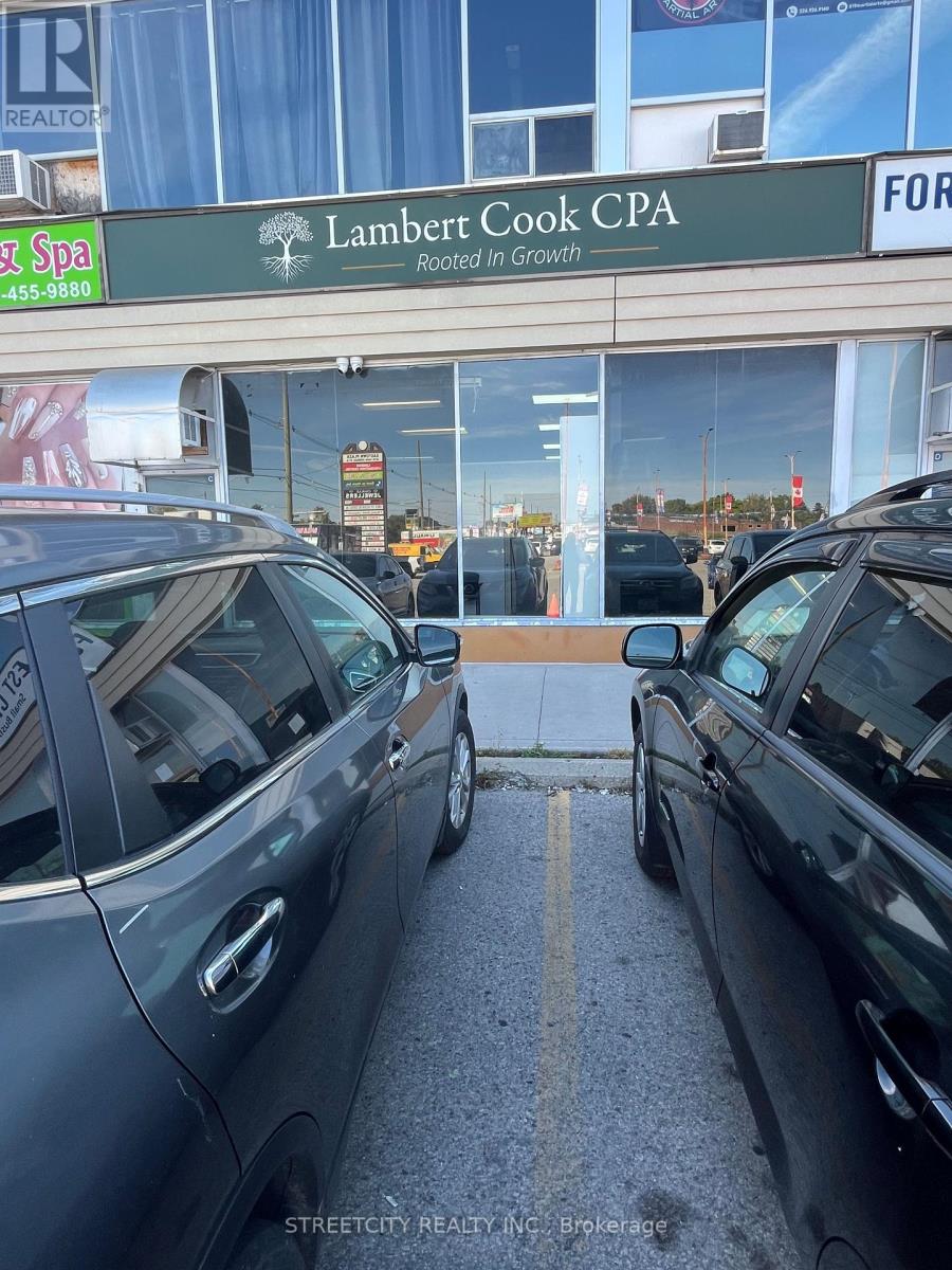 UNIT C – 1472 DUNDAS STREET