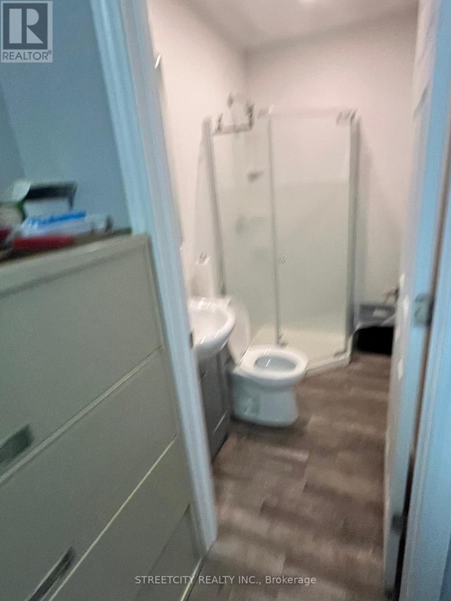 UNIT C – 1472 DUNDAS STREET