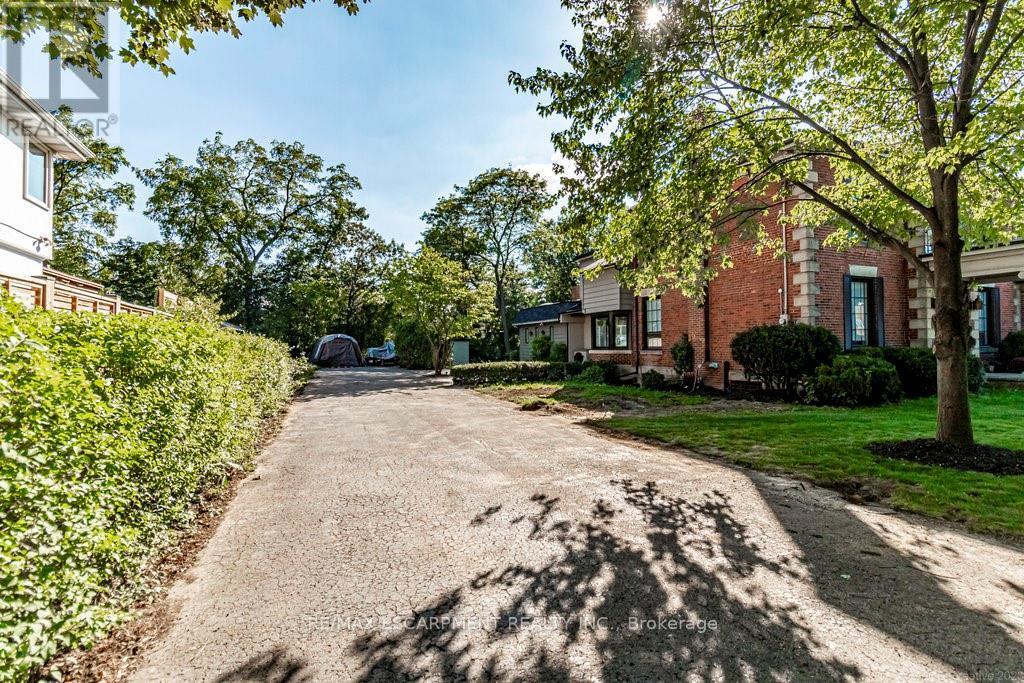 182 CONCESSION STREET