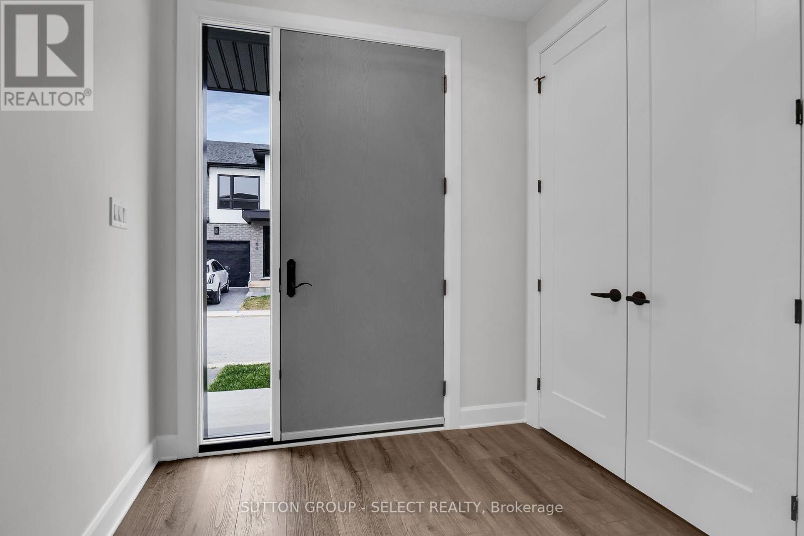 203 – 175 DOAN DRIVE