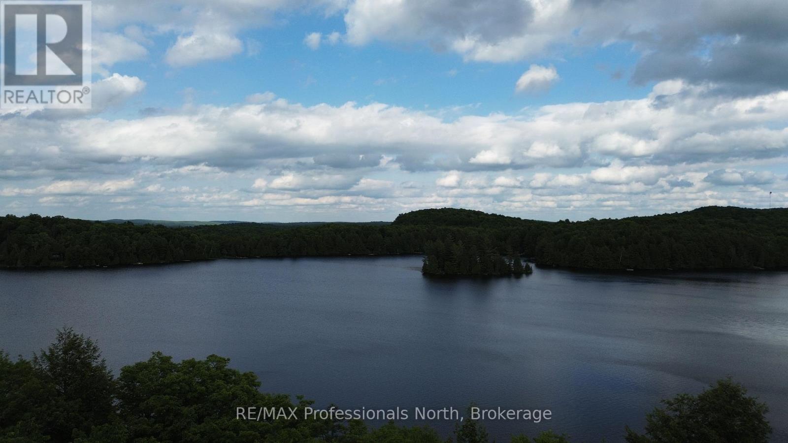 1012 BETULA CRESCENT