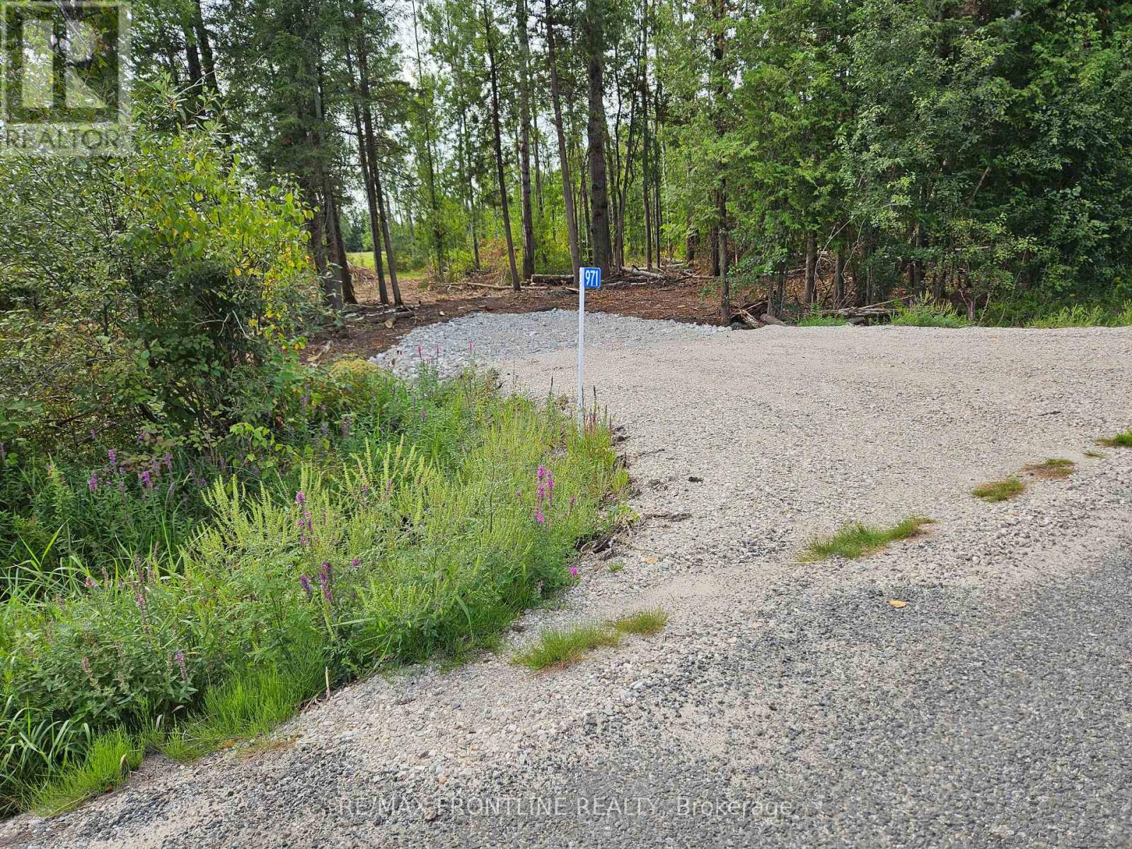 971 BATHURST 7TH CONCESSION