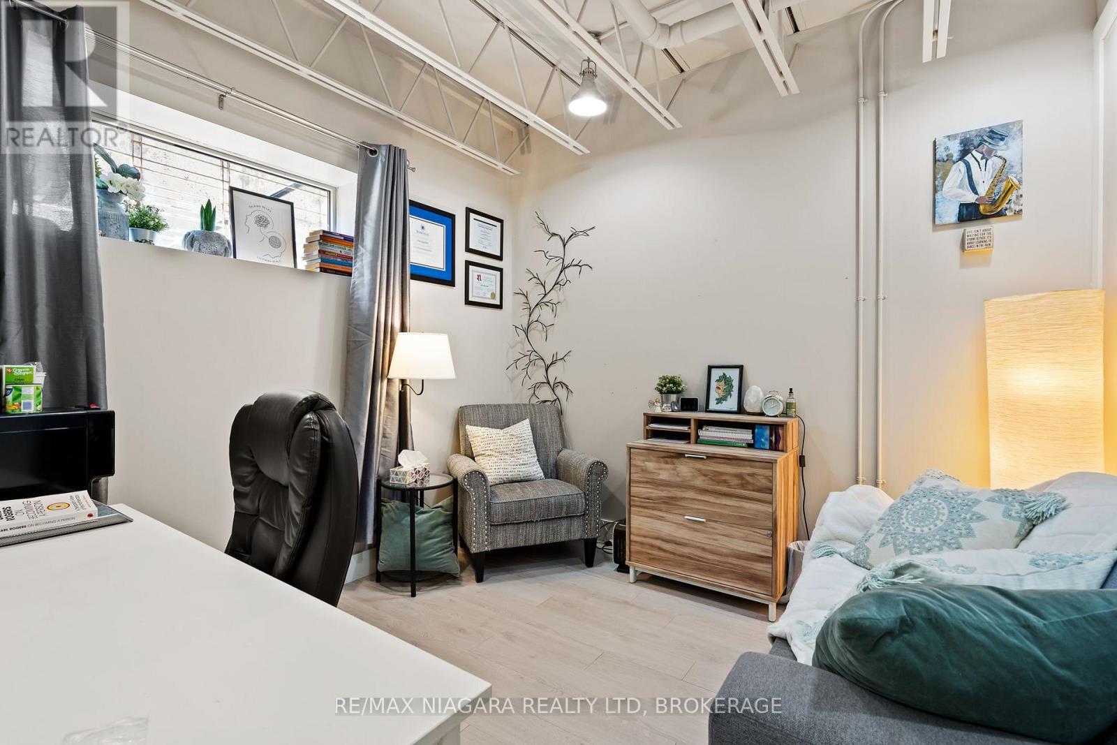 B4W – 1440 PELHAM STREET